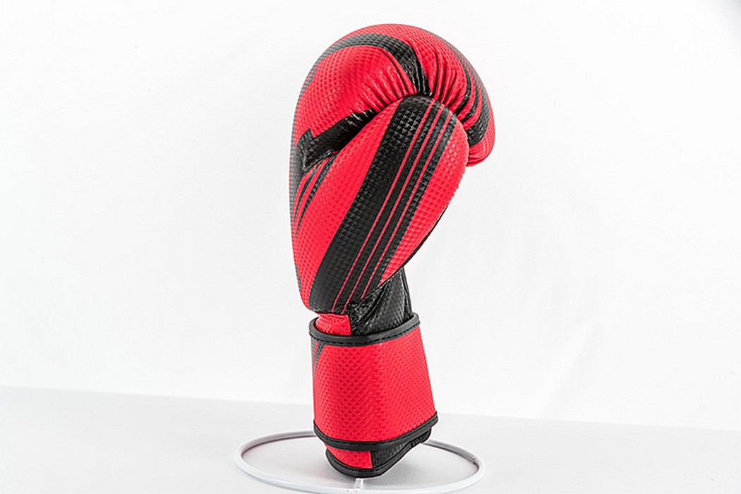 Боксерские перчатки UFC PRO Performance Rush Red,12oz 1050_700